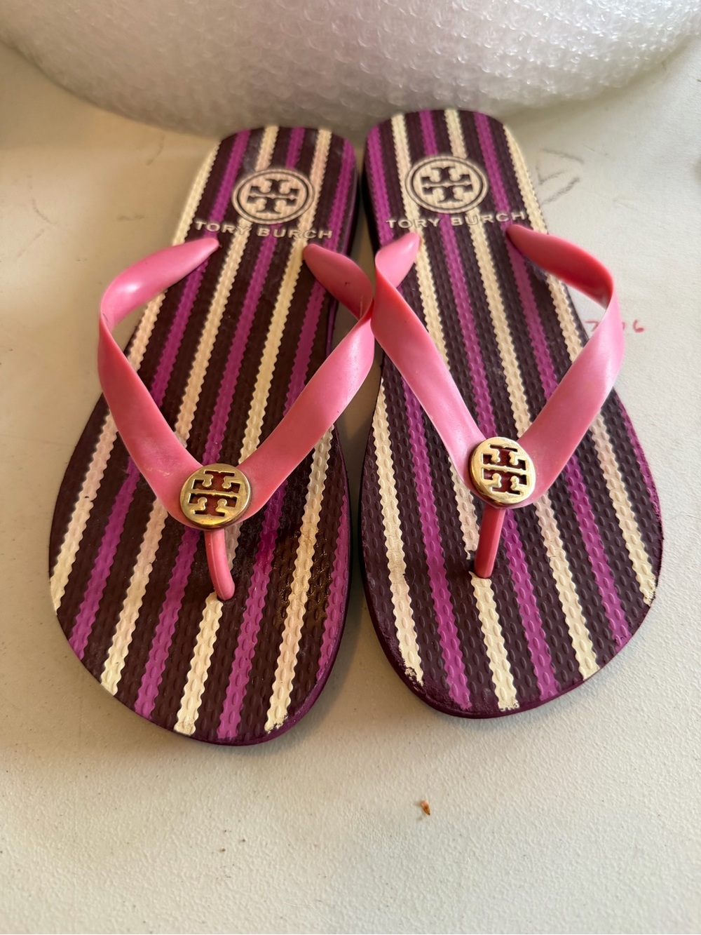 Tory Burch women’s size 7 Pink Striped Logo Flip Flops